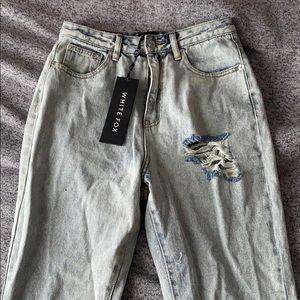NWT White Fox Boutique Boyfriend Jeans